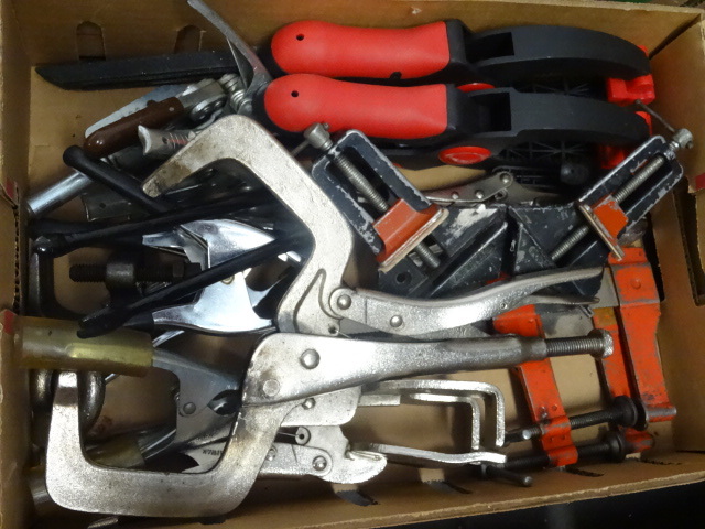 lot 89 image: Box of misc clamps....