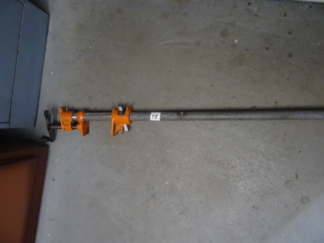 lot 118 image: 66 bar clamp...