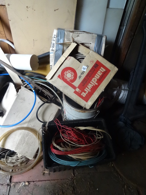 lot 125 image: Misc new and used electrical wire...