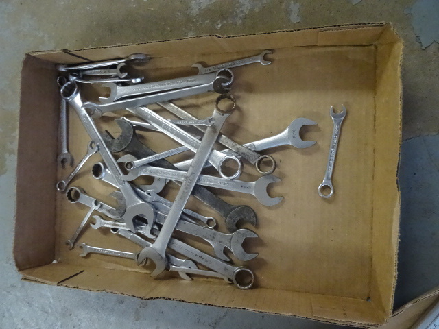 lot 152 image: Misc wrenches. ...