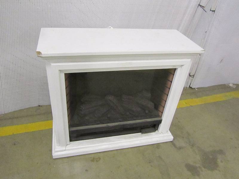 Hampton Bay Derry 32 in. Compact Infrared Electric Fireplace in White