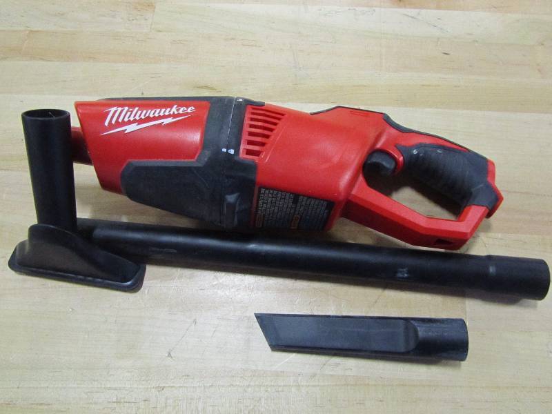 Milwaukee M12 12-Volt Lithium-Ion Cordless Compact Vacuum (Tool-Only)