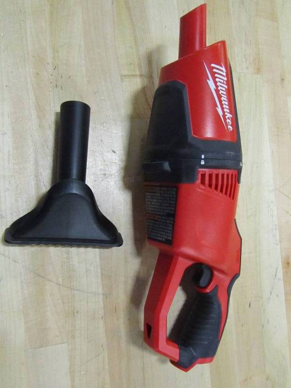 Milwaukee M12 12-Volt Lithium-Ion Cordless Compact Vacuum (Tool-Only)
