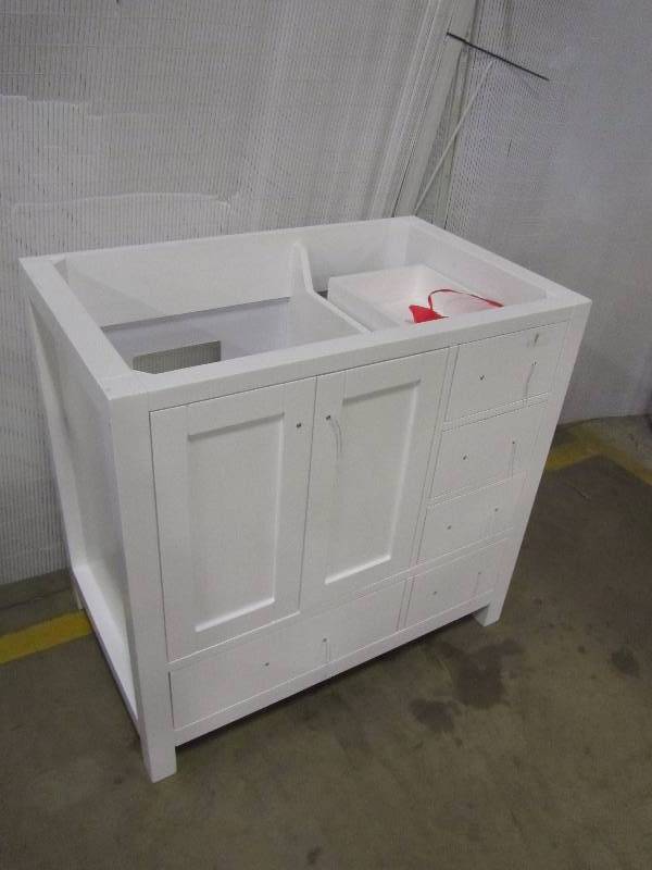 Virtu USA Caroline Avenue 36 in. W x 22 in. D Single Vanity in White with Marble Vanity Top in White with White Basin