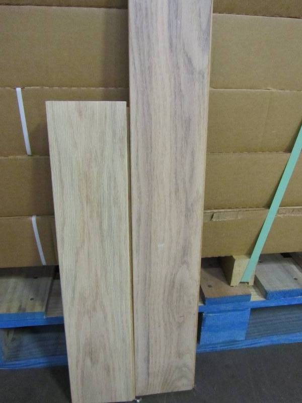 24 Boxes of Oak Ivory Cabin Grade Wood Flooring. (NEW PHOTO DETAILING COLOR)