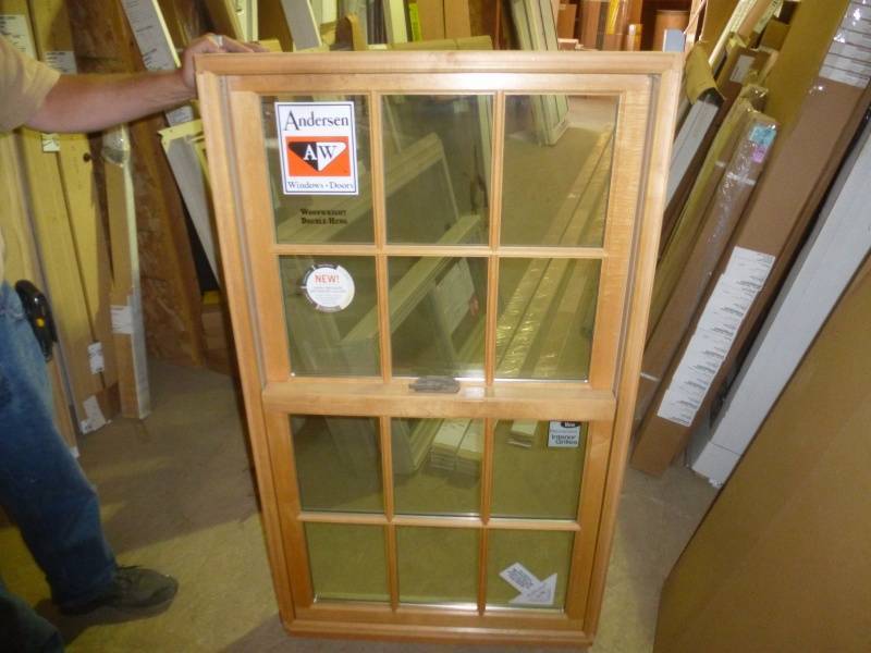 lot 13 image: Anderson Display Window