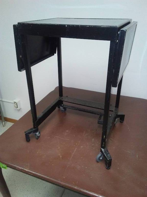 lot 34 image: Vintage 1950s Typing table stand, casters and wheel lock,