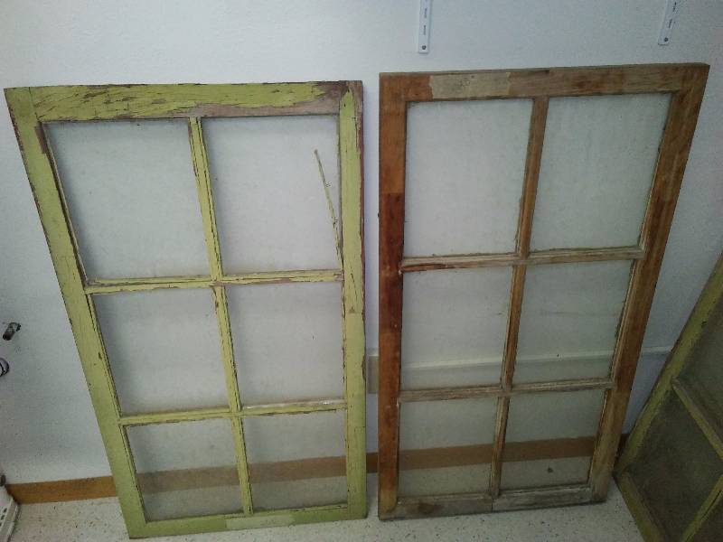 lot 45 image: Vintage 6 Panel Window (2) 40  x 21  inch