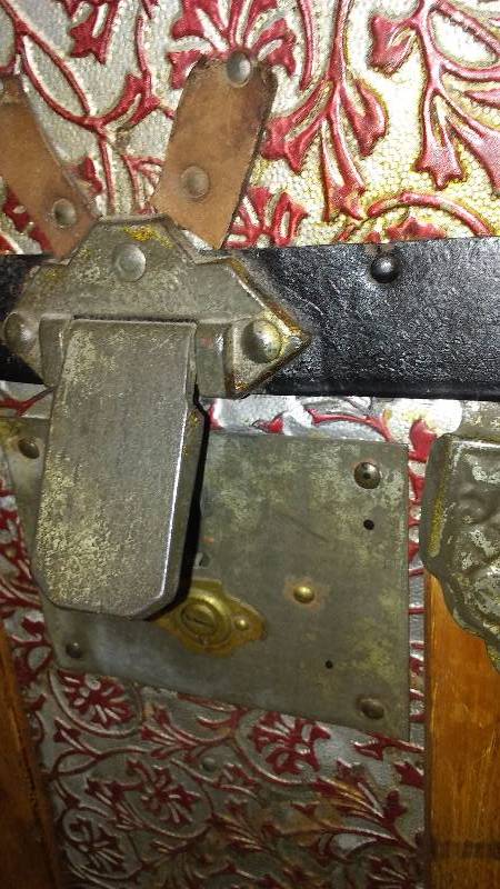 lot 78 image: Beautiful Antique Scandinavian Steamer Trunk from Sweden Perfect Condition for its age
