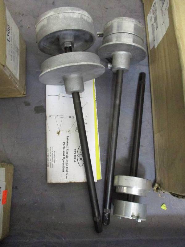 Internal Plastic Pipe Cutters
