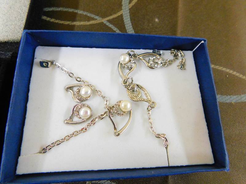 JEWELRY SET