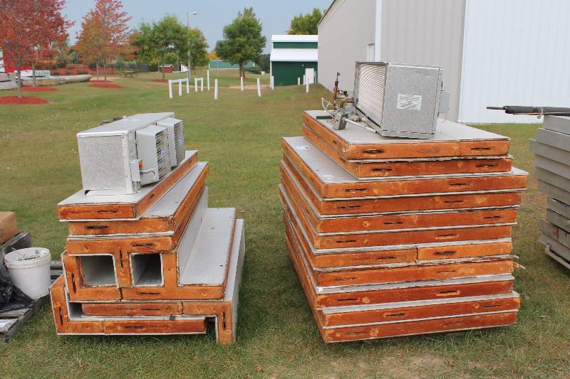 Various Insulated Panel Corners, 2-Blower Units