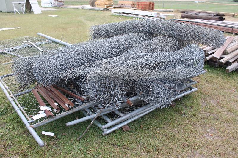 3-Rolls of Chain Link Fence & 4-Chain Link Walls