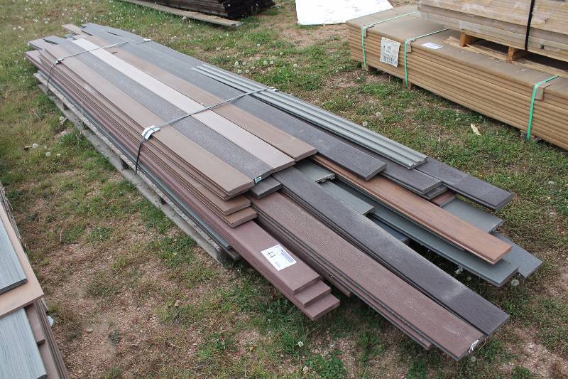 Lot of (Approximately 60) Treks Composite Decking