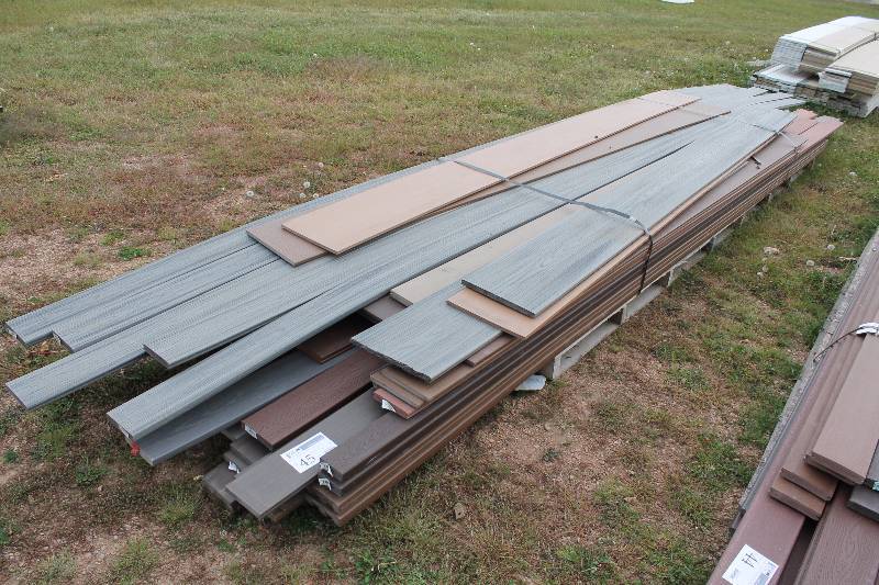 Lot of (Approximately 70) Treks Composite Decking