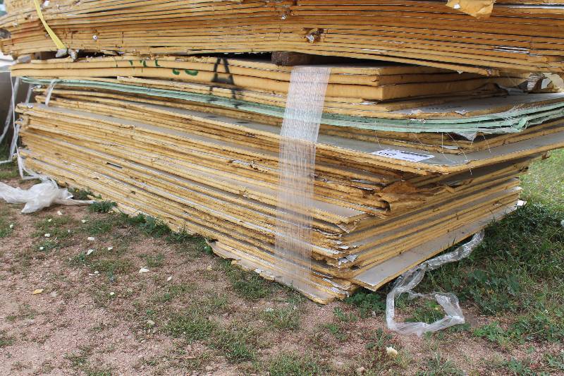 Lot of (30) 4x8ft. Foil-Faced Insulated Boards