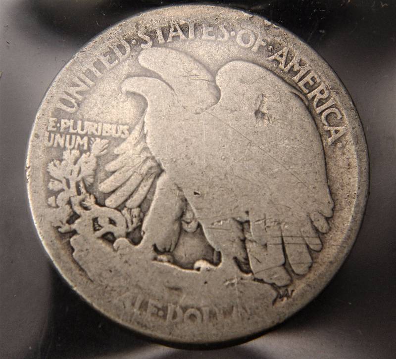 1916-D WALKING LIBERTY SILVER HALF DOLLAR