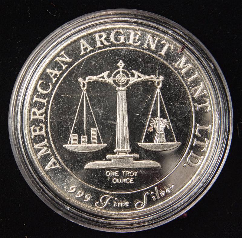 1 TROY OZ. .999 FINE SILVER VINTAGE WORLD TRADE SILVER IN AIRTITE