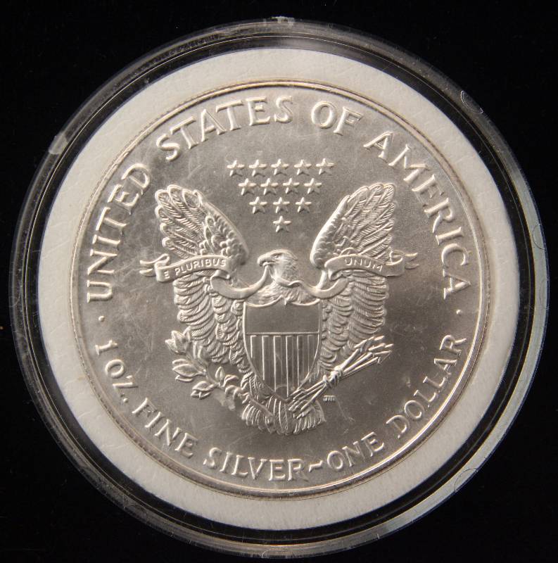 1993 AMERICAN SILVER EAGLE 1 TROY OZ. .999 FINE SILVER DOLLAR IN AIRTITE