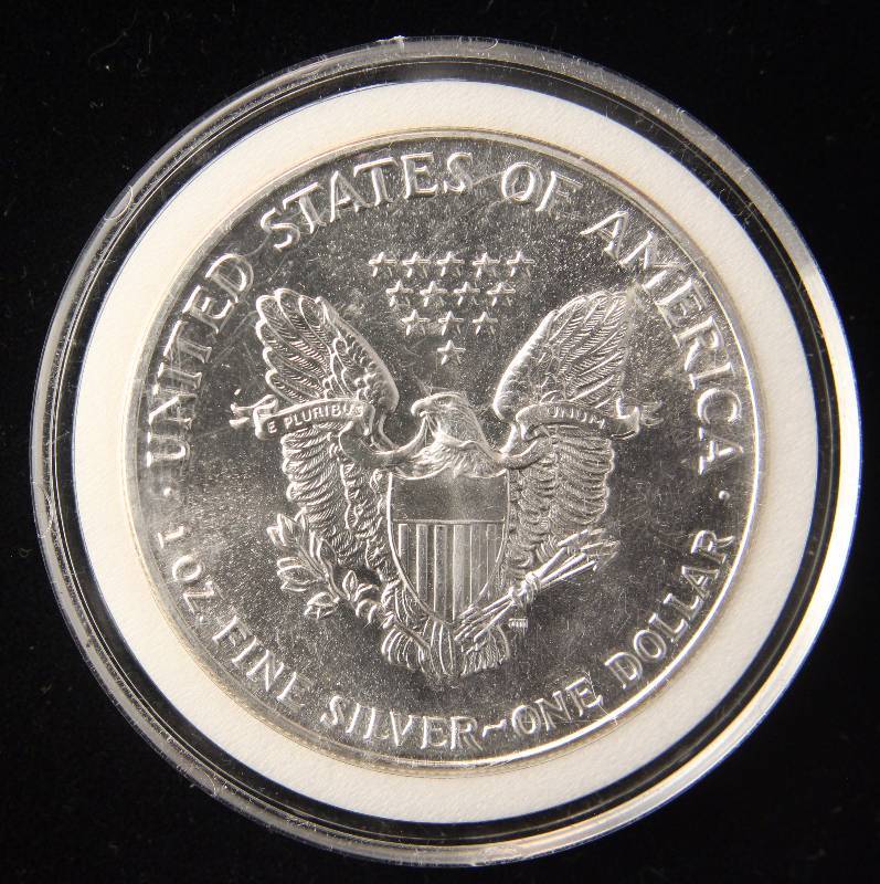 1988 AMERICAN SILVER EAGLE 1 TROY OZ. .999 FINE SILVER IN AIRTITE