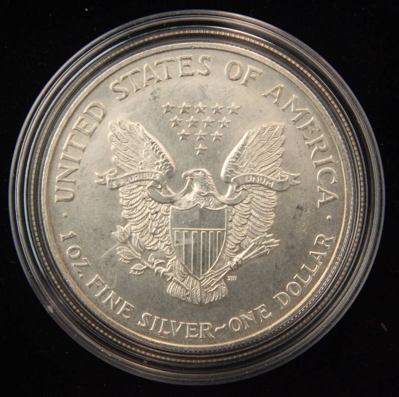 1997 AMERICAN SILVER EAGLE 1 TROY OZ. .999 FINE SILVER IN AIRTITE
