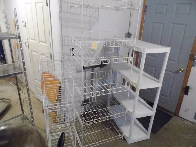 lot 38 image: 3 Shelving Units
