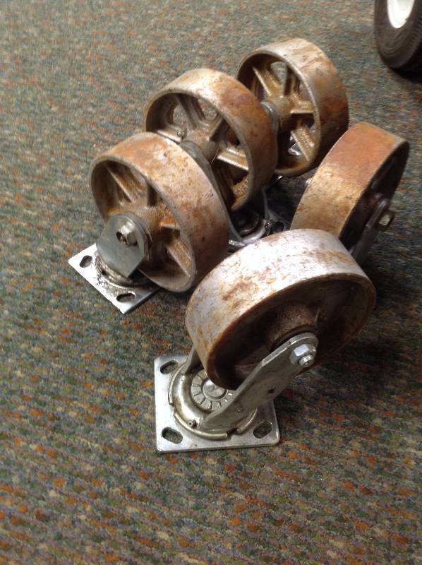 5 steel casters