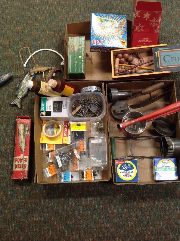 Garage items, kitchen items