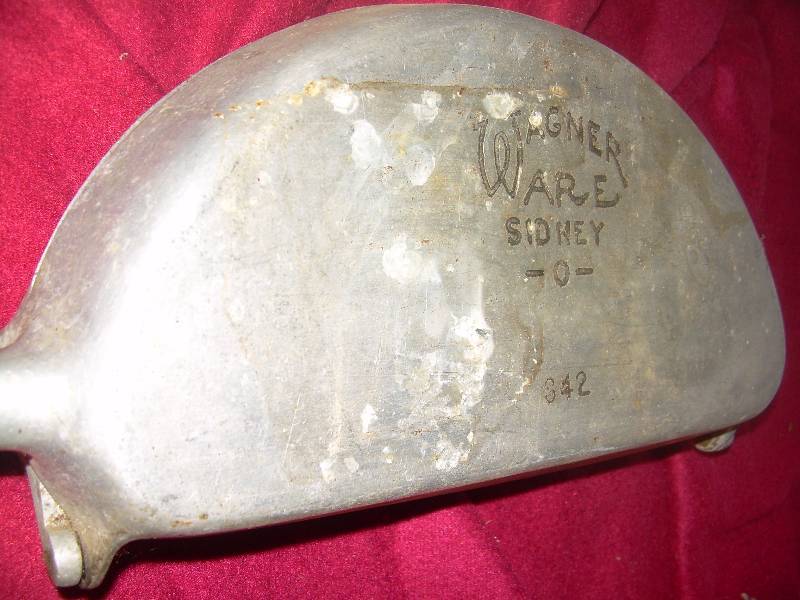 ANTIQUE WAGNER OMLET PAN