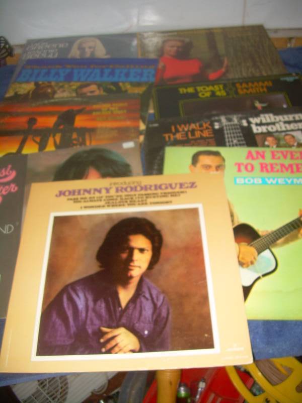 9 COLLECTIBLE RECORDS