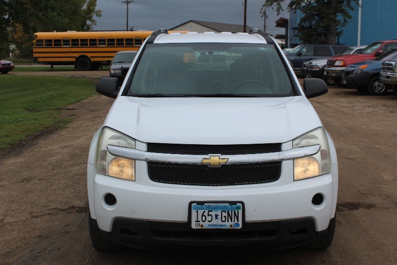 lot 1820 image: 2007 Chevrolet Equinox LS AWD