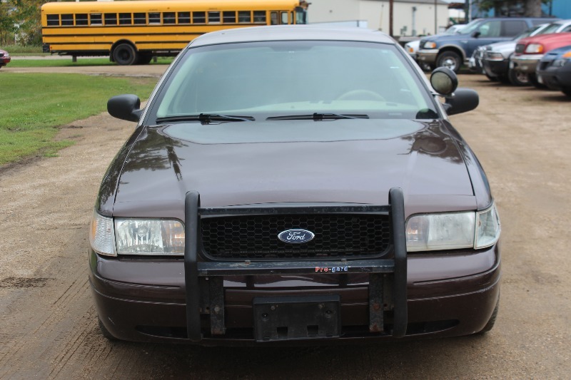 lot 1823 image: 2008 Ford Crown Victoria Police