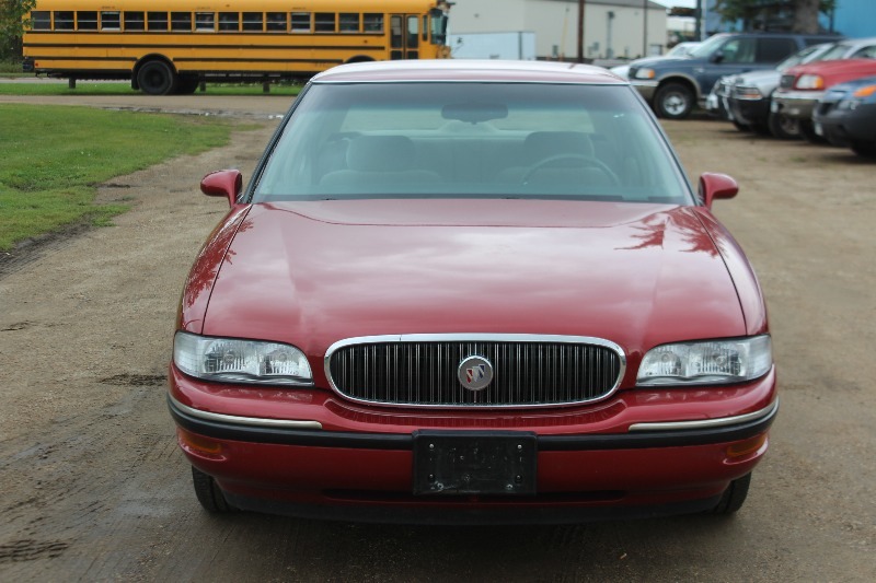 lot 1822 image: 1999 Buick LeSabre Custom - 76,507 Miles - One Owner