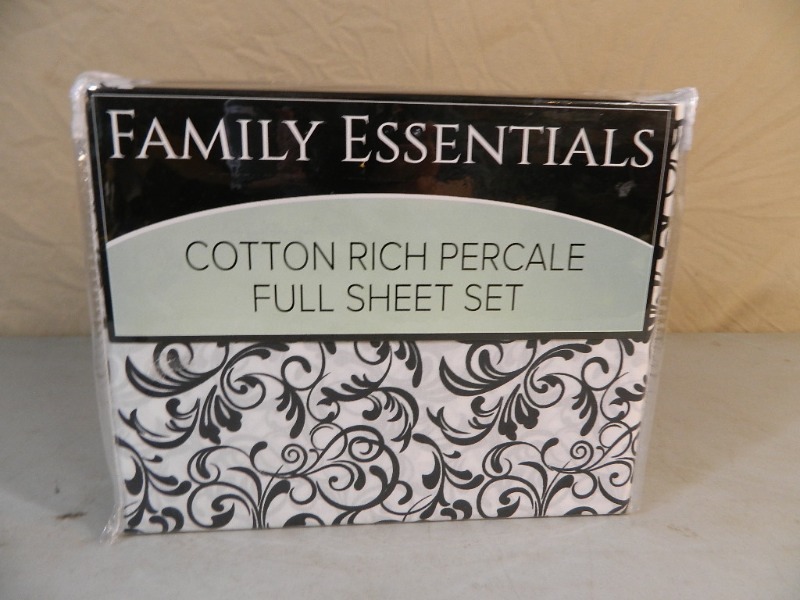 lot 9 image: New Full Sheet Set