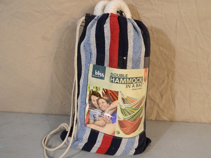 lot 14 image: New Bliss Double Hammock in A Bag