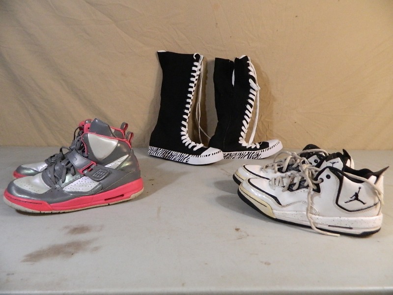 lot 56 image: New Boots and Air Jordans