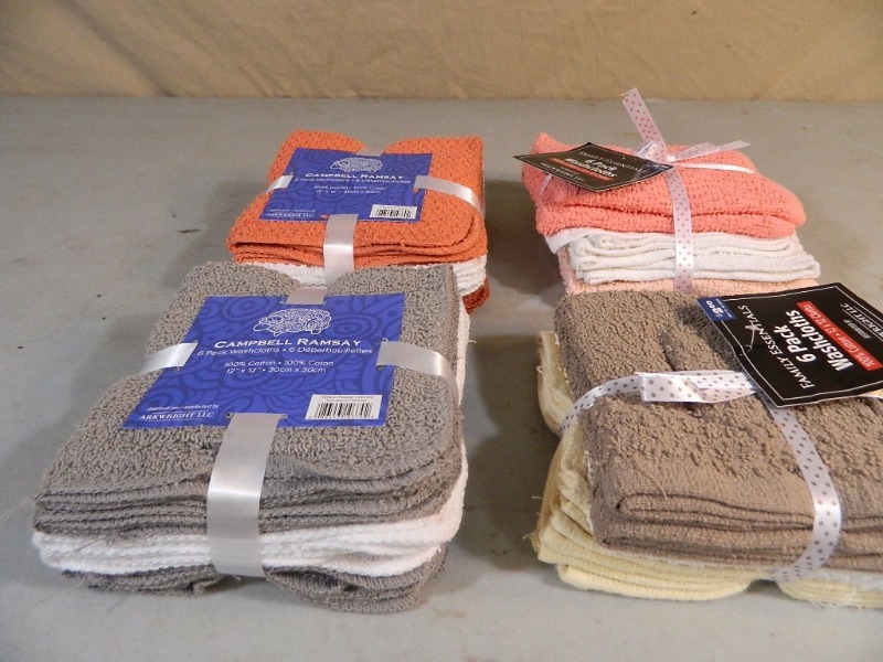 lot 65 image: 24 New Washclothes