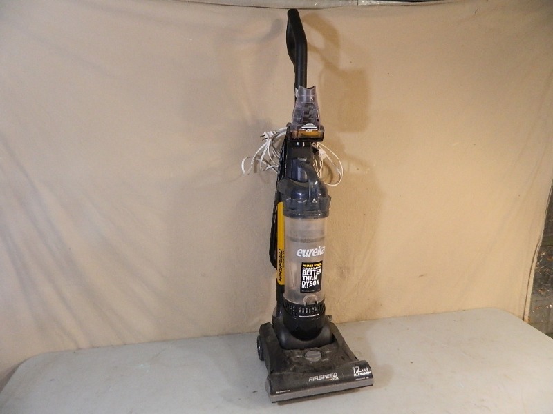 Eureka Airspeed Bagless Vacuum Trailer Tools Electronics