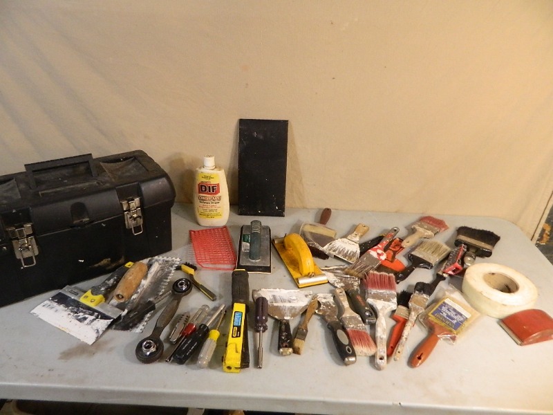 lot 102 image: Toolbox with Contents