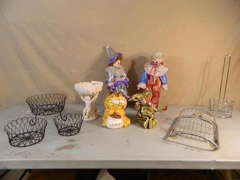 lot 133 image: Porcelain Clowns, Metal Decor, and More