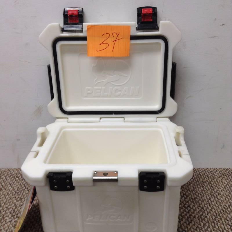 lot 37 image: Pelican 20 Quart Elite Cooler  White not used