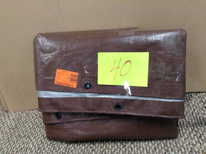 lot 40 image: Heavy Duty tarp 12 x 16