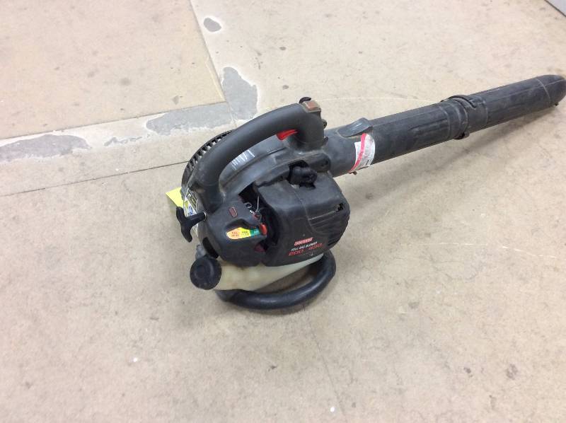 lot 103 image: Craftsman 200 MPH 25cc Gas Blower used in working condition