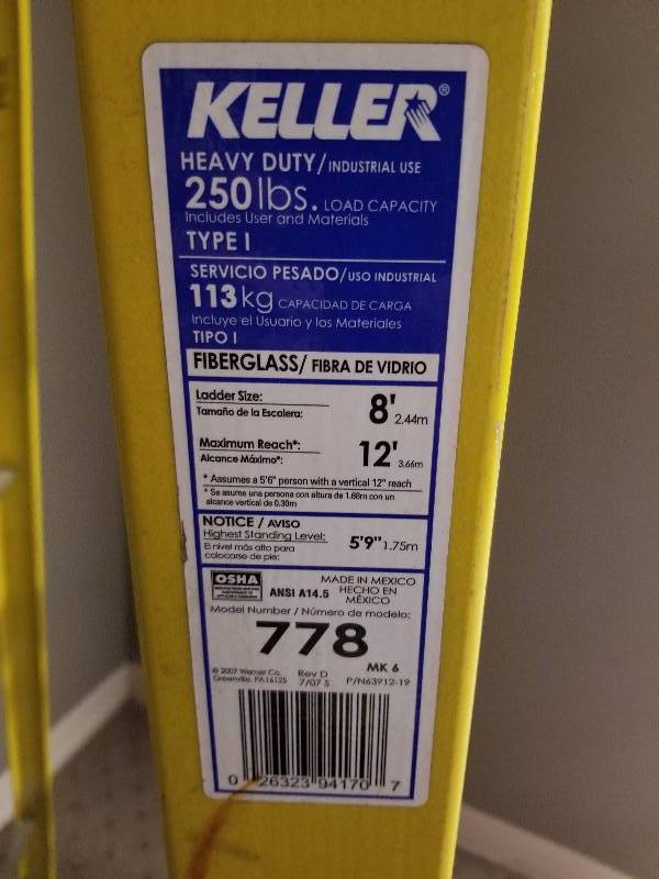 lot 3 image: Keller Heavy Duty Ladder, 8, 250lb Capacity
