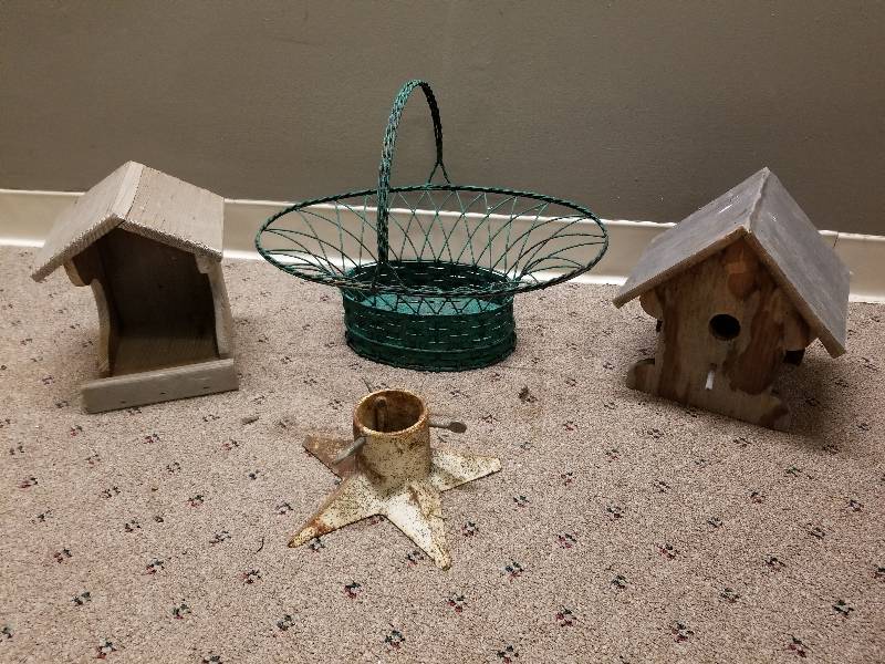 lot 29 image: Lot - Vintage Christmas Tree Stand, Birdhouses, etc