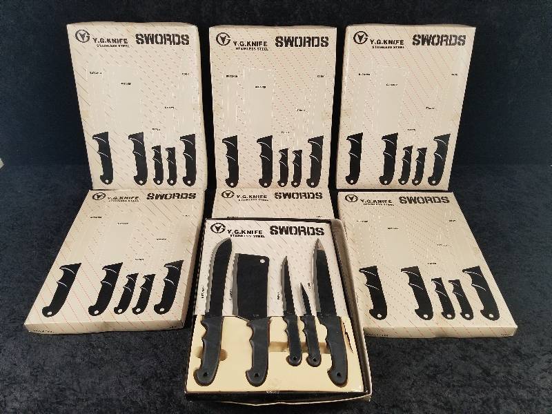 lot 45 image: Lot - Knife Sets (x7)