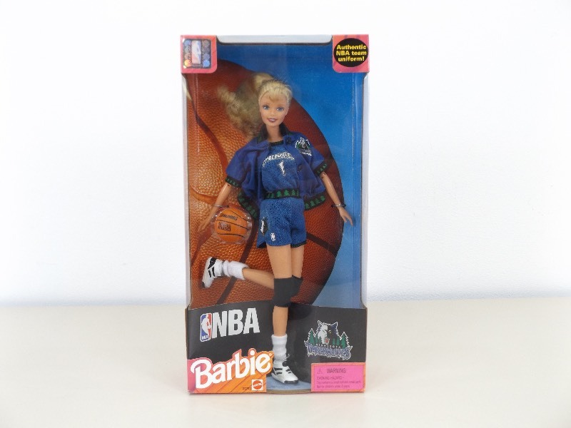 lot 16 image: New in Box, NRFB, 1998 NBA MN Timberwolves Barbie Collectors Doll
