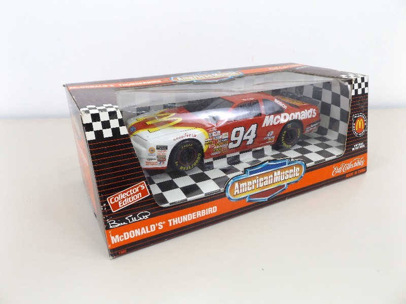 lot 32 image: 118 Scale Ertl Collectibles American Muscle McDonalds Thunderbird Die Cast Car