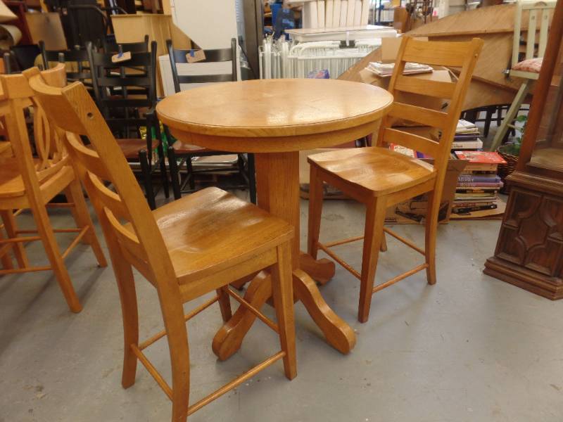 KITCHEN TABLE WITH CHAIRS
