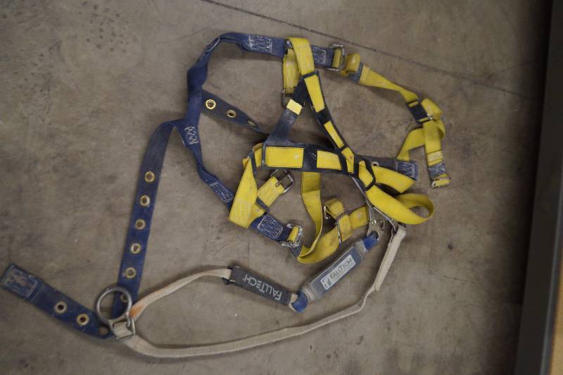 Safety Harness & Lanyard